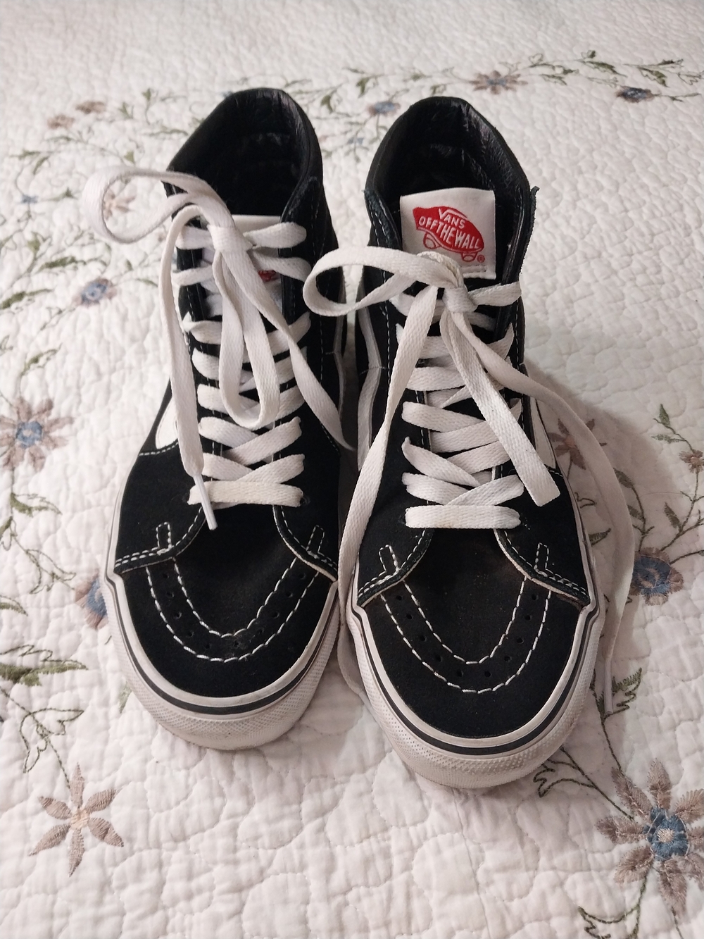 Vans Mens"s 4.5/Women's 6 .Black Sk8-Hi Classic High-Top Sneakers